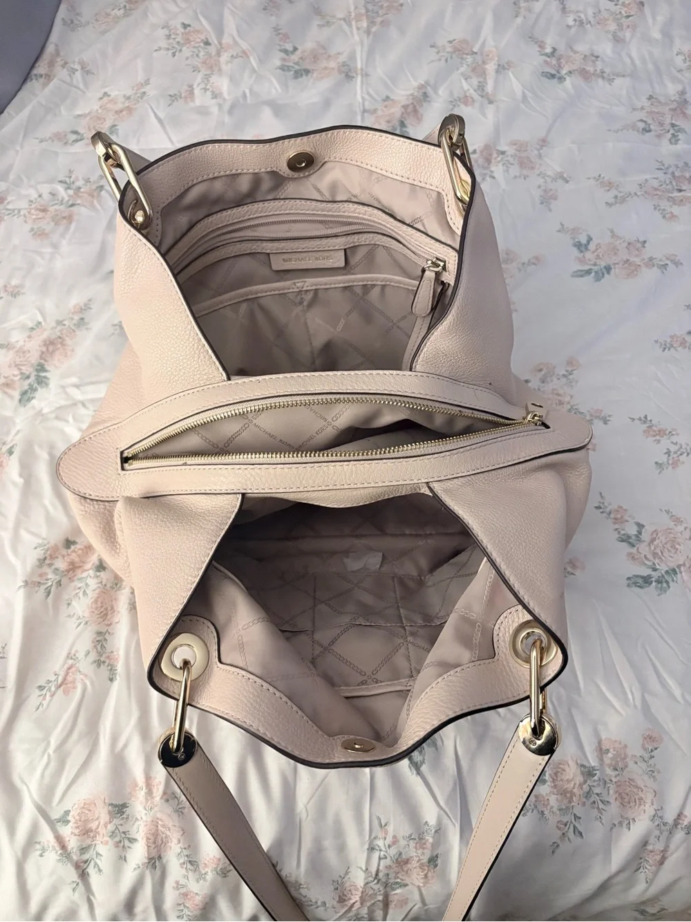 Michael Kors Pale Pink Pebbled Leather Shoulder Bag with Gold Hardware